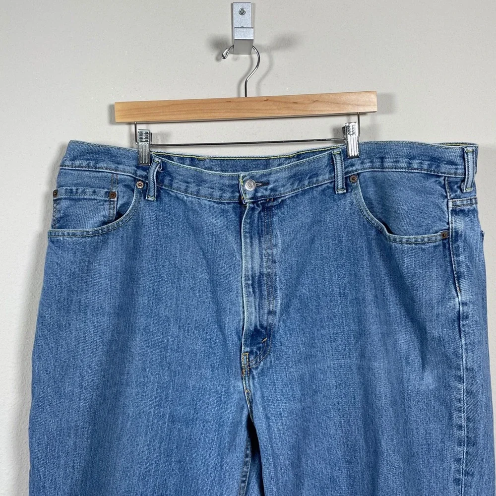 Levi's 560 Comfort Fit Jeans Mens 46x32 Blue Medium Wash Leg Denim